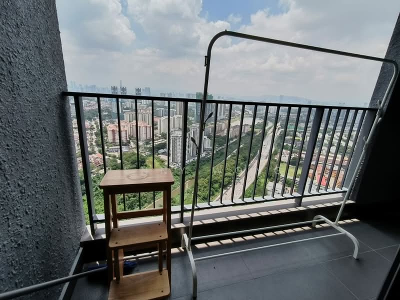 Kondominium untuk Disewa di The Hermington - Penny Wong - Balcony - PropertyGuru.com.my