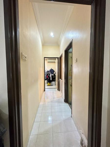 Rumah Teres 1.5-Tingkat untuk Dijual di Taman Mutiara Rini (Skudai) - Sean Yeoh - Corridor - PropertyGuru.com.my