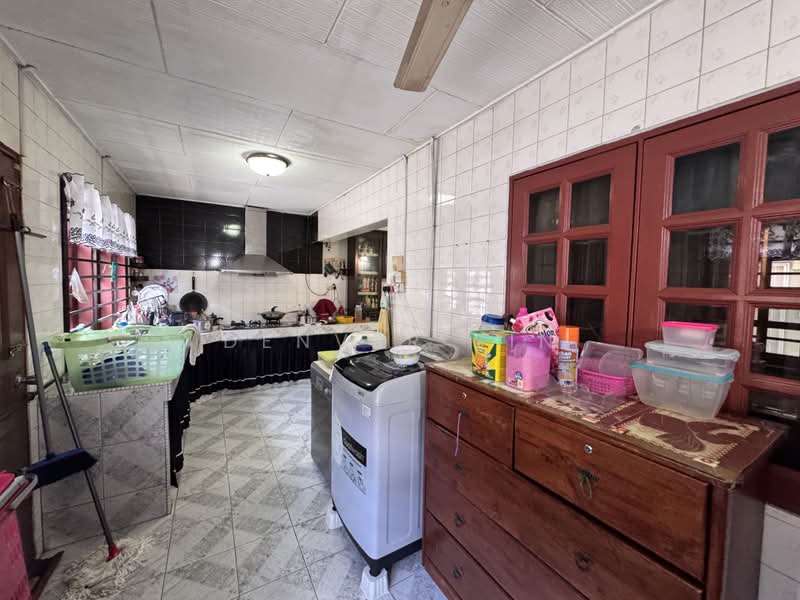 Rumah Teres 2 Tingkat untuk Dijual di Taman Pertama (Cheras) - Denver Sin - Kitchen - PropertyGuru.com.my
