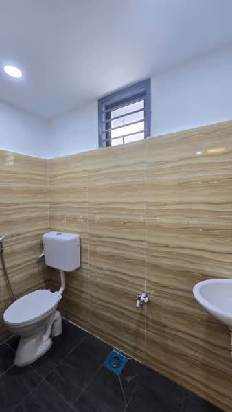 Rumah Teres 2 Tingkat untuk Dijual di Taman Rinting (Masai) - Jaz Lee - PropertyGuru.com.my