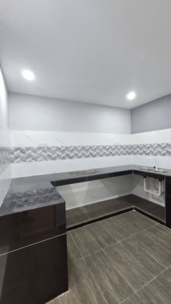 Rumah Teres 2 Tingkat untuk Dijual di Taman Rinting (Masai) - Jaz Lee - PropertyGuru.com.my