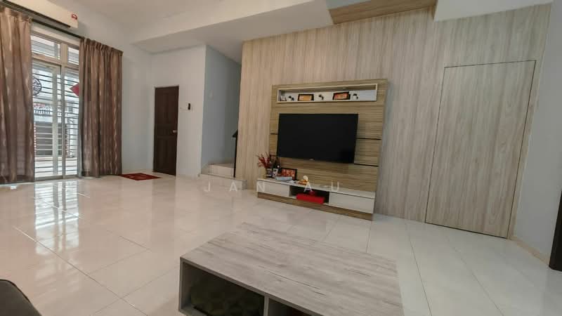 2-storey Terraced House for Sale in Bandar Jaya Putra (Johor Bahru) - JAN AU - Living Room - PropertyGuru.com.my