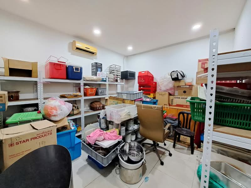 Shop for Sale in Subang Jaya (Selangor) - James Loh - Interior - PropertyGuru.com.my