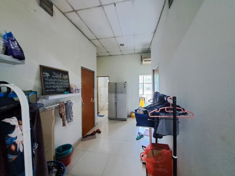 Shop for Sale in Subang Jaya (Selangor) - James Loh - Interior - PropertyGuru.com.my