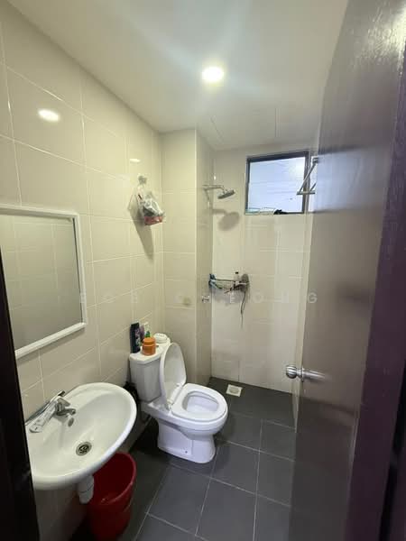 Condominium for Rent at Residensi Zamrud - Bob Cheong - Bathroom - PropertyGuru.com.my