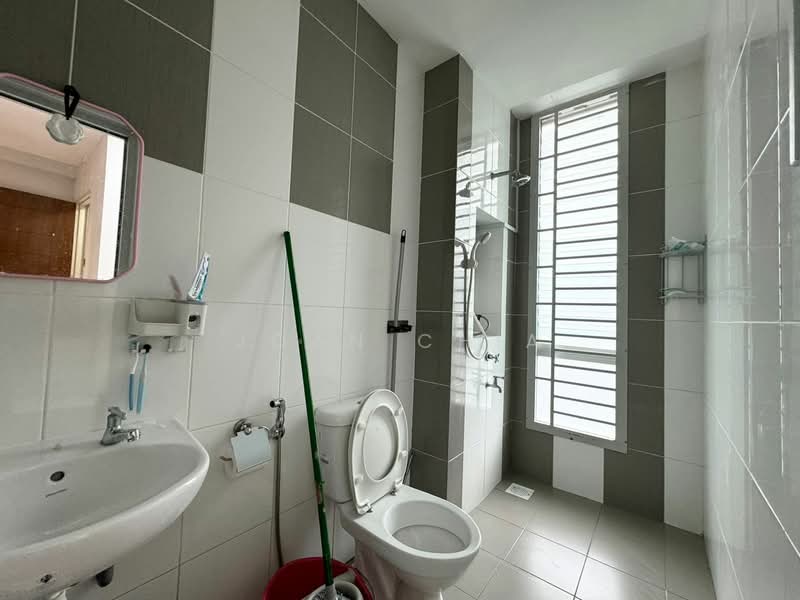 Condominium for Rent at The Seed Taman Sutera Utama - Joan Chia - Bathroom - PropertyGuru.com.my