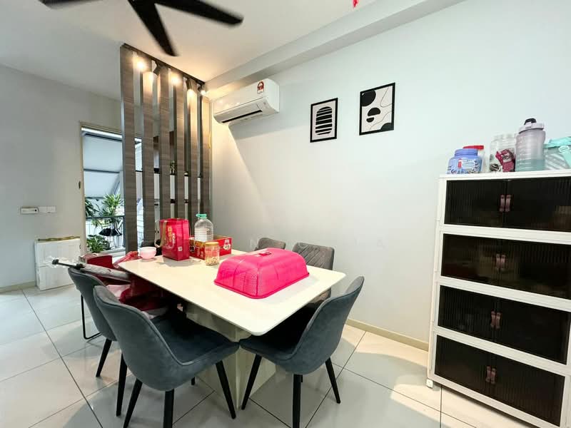 Condominium for Rent at The Seed Taman Sutera Utama - Joan Chia - Dining Room - PropertyGuru.com.my