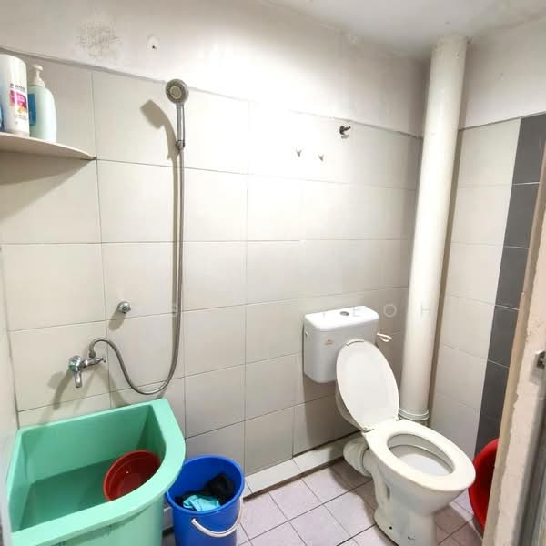 Apartment for Sale at Jade Tower (Ria) - Jossie Teoh - Bathroom - PropertyGuru.com.my