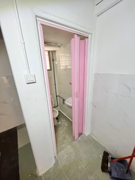 Kedai untuk Disewa di Taman Midah (Cheras) - Vickky Wong CF - Bathroom - PropertyGuru.com.my