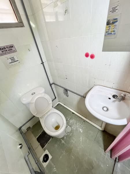 Kedai untuk Disewa di Taman Midah (Cheras) - Vickky Wong CF - Bathroom - PropertyGuru.com.my