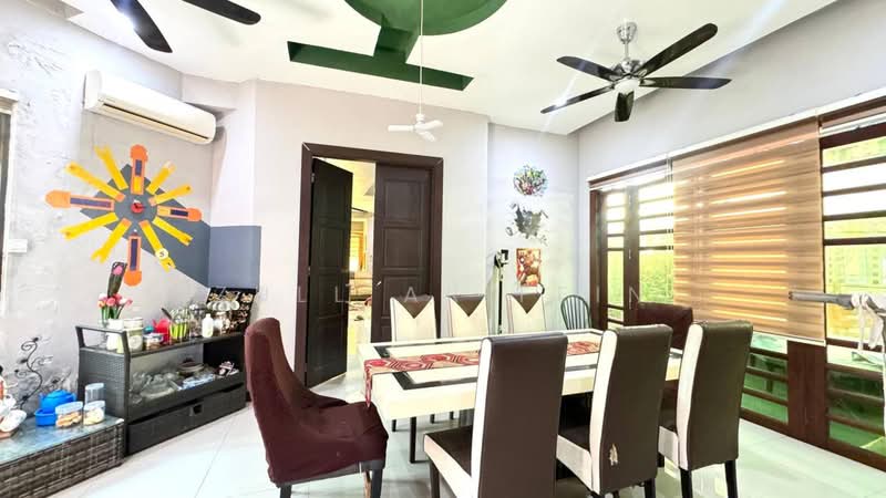 2.5-storey Terraced House for Sale in Kuala Selangor (Selangor) - ZULL ARIFFIN - Dining Room - PropertyGuru.com.my