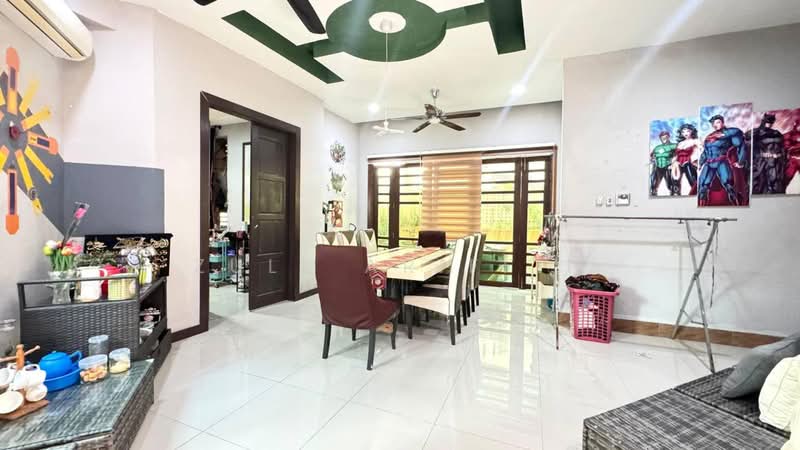 2.5-storey Terraced House for Sale in Kuala Selangor (Selangor) - ZULL ARIFFIN - Dining Room - PropertyGuru.com.my