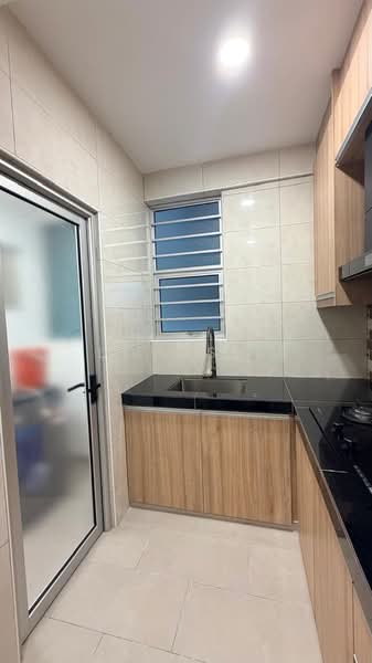 Pangsapuri untuk Disewa di Residensi Brickfields - Loges . - Kitchen - PropertyGuru.com.my