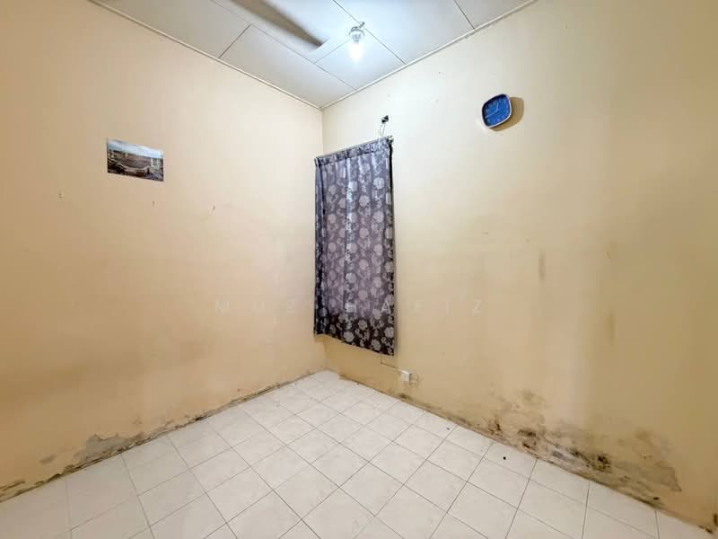 Rumah Teres 1 Tingkat untuk Dijual di Taman Bukit Chedang (Seremban) - Muz Hafiz - PropertyGuru.com.my