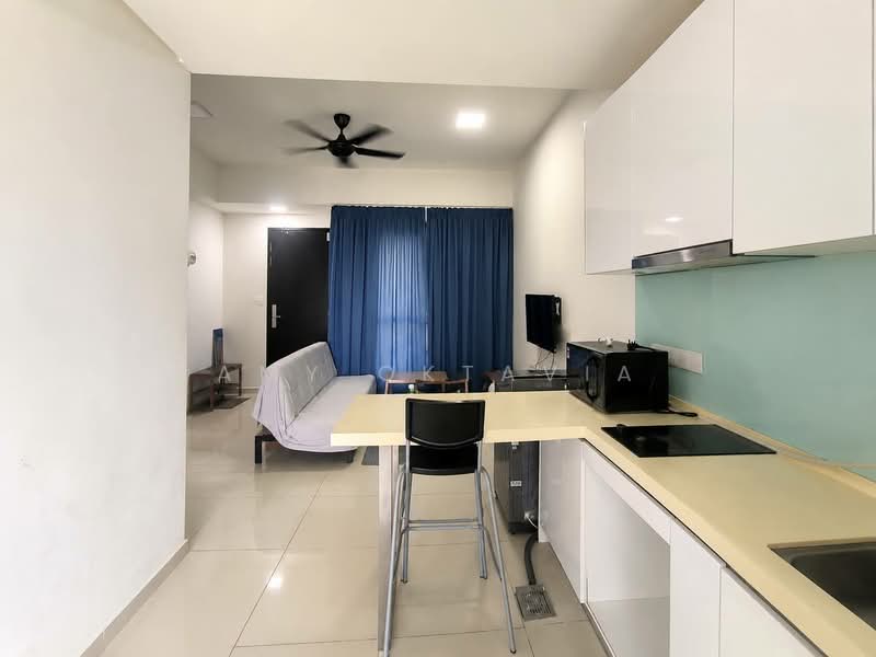 Servis Apartment untuk Disewa di Centrus Soho - Amy Oktavia - Living Room - PropertyGuru.com.my