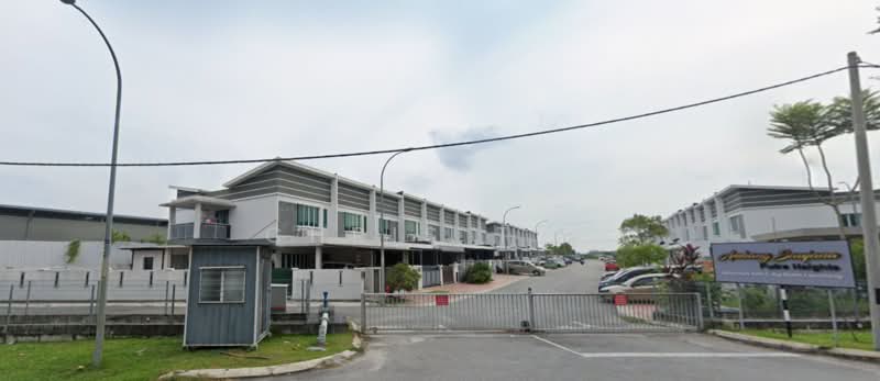 2-storey Terraced House for Sale in Kampung Bukit Lanchong (Subang Jaya) - Chris Tye - Exterior - PropertyGuru.com.my