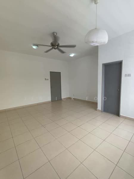 2-storey Terraced House for Sale in Taman Desa Mas (Rawang) - Jerrick Foo - Living Room - PropertyGuru.com.my