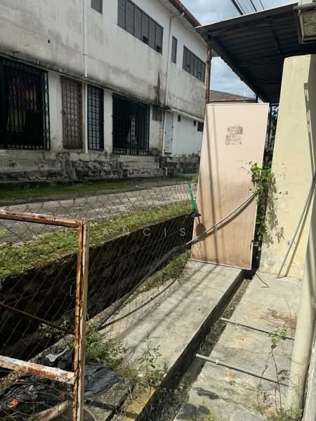 2-storey Terraced House for Sale in Taman Impian Ehsan (Balakong) - Francis Ng - Exterior - PropertyGuru.com.my