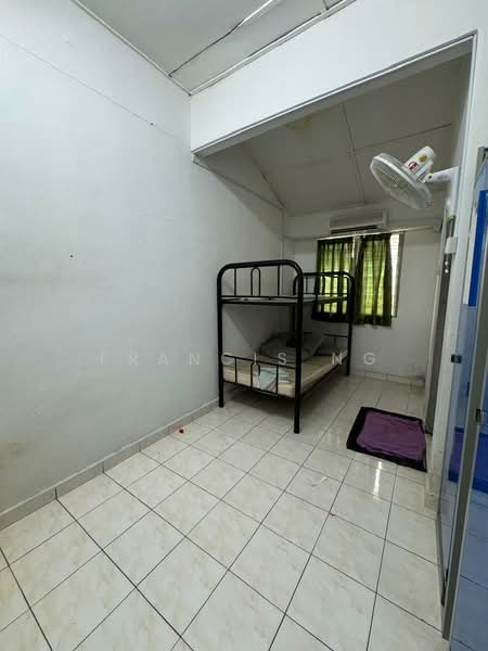 2-storey Terraced House for Sale in Taman Impian Ehsan (Balakong) - Francis Ng - Bedroom - PropertyGuru.com.my