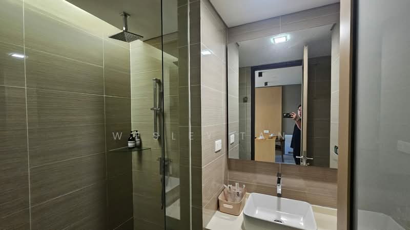 Servis Apartment untuk Dijual di The Pines - Wesley Tan - Bathroom - PropertyGuru.com.my