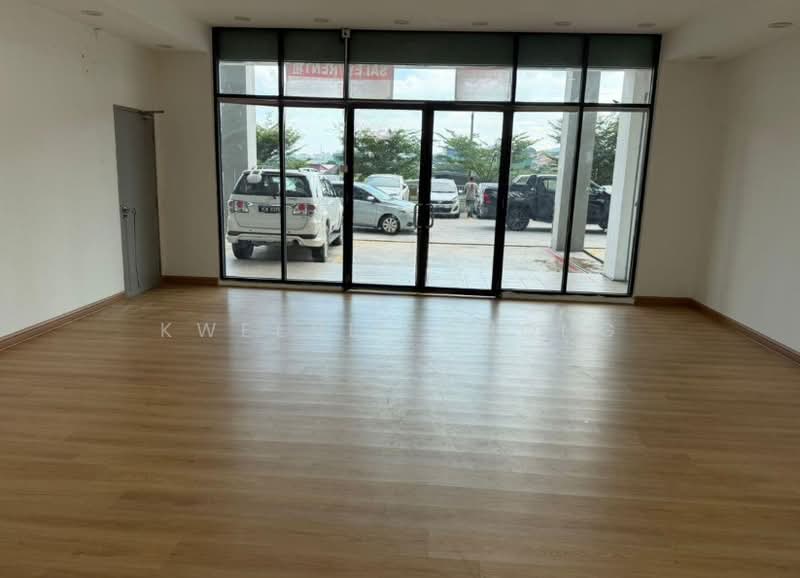 Shop for Rent in Kampung Baru Balakong (Balakong) - Kweenie Chong - Exterior - PropertyGuru.com.my