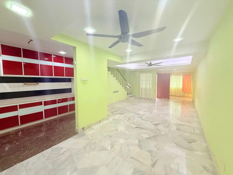 2-storey Terraced House for Sale in Wangsa Melawati (Wangsa Maju) - Thoriq Suparman - Kitchen - PropertyGuru.com.my