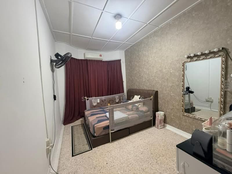 Rumah Teres 1 Tingkat untuk Dijual di Permas Jaya (Johor) - Sze Lee - Bedroom - PropertyGuru.com.my
