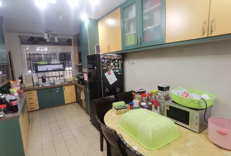 Rumah Teres 2 Tingkat untuk Dijual di Taman Gombak Permai (Batu Caves) - ZULL ARIFFIN - Kitchen - PropertyGuru.com.my