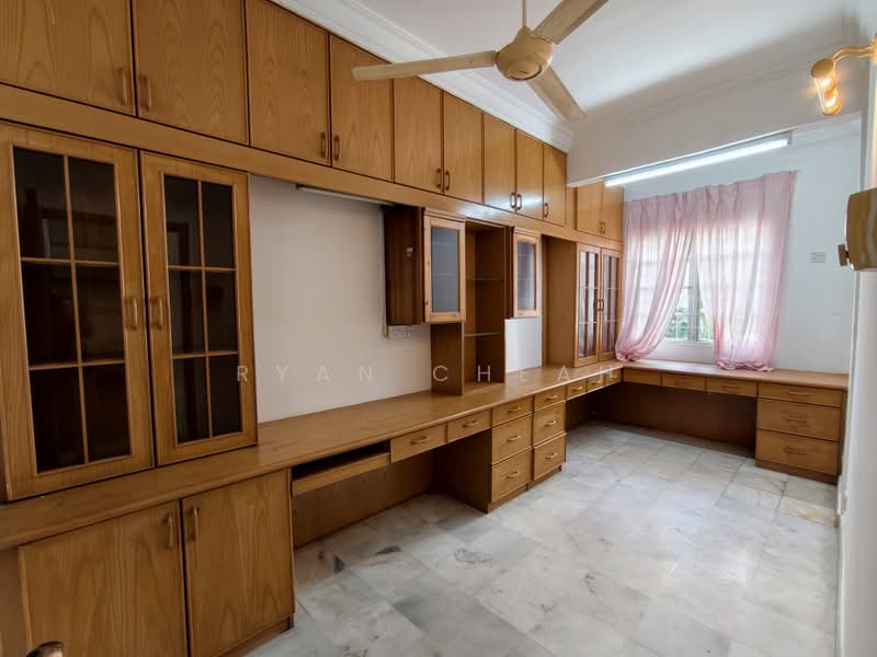 Rumah Teres 2 Tingkat untuk Dijual di Bandar Sri Damansara (Selangor) - Ryan Cheah - Study - PropertyGuru.com.my