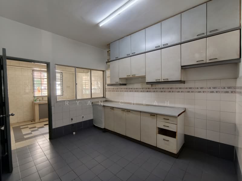 Rumah Teres 2 Tingkat untuk Dijual di Bandar Sri Damansara (Selangor) - Ryan Cheah - Kitchen - PropertyGuru.com.my