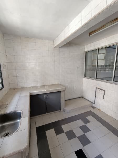 Rumah Teres 2 Tingkat untuk Dijual di Bandar Sri Damansara (Selangor) - Ryan Cheah - Kitchen - PropertyGuru.com.my