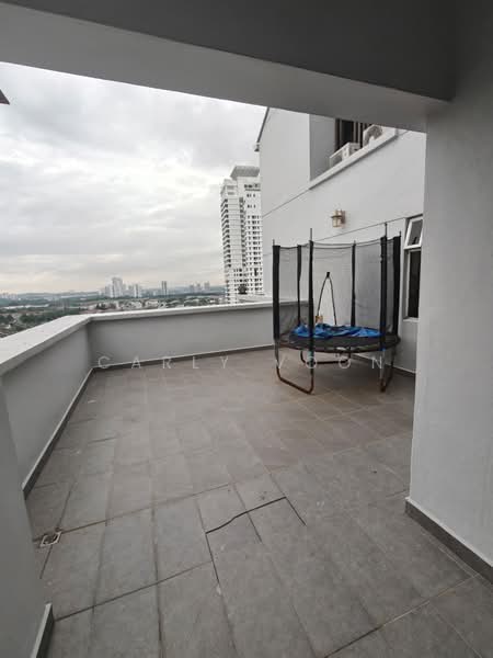 Condominium for Sale at The Straits View Condominium - Carly Voon - Balcony - PropertyGuru.com.my