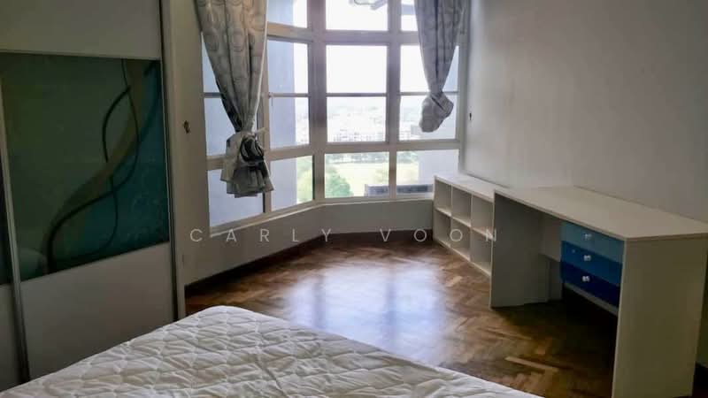Condominium for Sale at The Straits View Condominium - Carly Voon - Bedroom - PropertyGuru.com.my