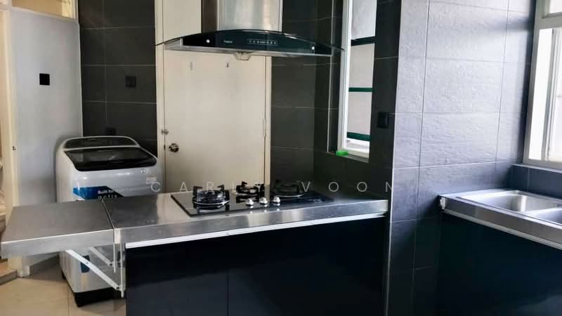 Condominium for Sale at The Straits View Condominium - Carly Voon - Kitchen - PropertyGuru.com.my