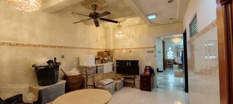 Rumah Teres 2 Tingkat untuk Dijual di Bandar Sri Damansara (Selangor) - Ryan Cheah - Living Room - PropertyGuru.com.my
