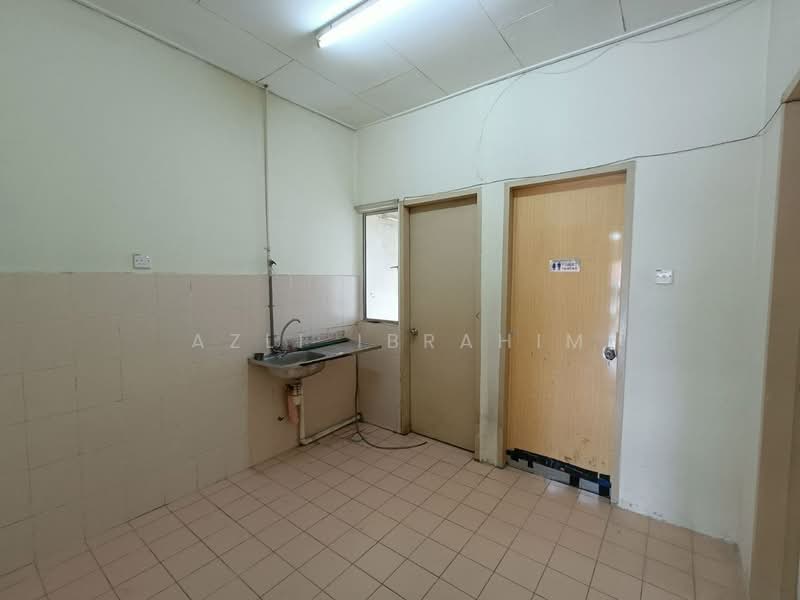 Rumah Teres 1 Tingkat untuk Dijual di Taman Puncak Jalil (Seri Kembangan) - Azli Ibrahim - Interior - PropertyGuru.com.my