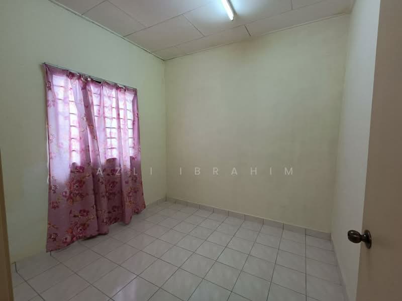 Rumah Teres 1 Tingkat untuk Dijual di Taman Puncak Jalil (Seri Kembangan) - Azli Ibrahim - Interior - PropertyGuru.com.my