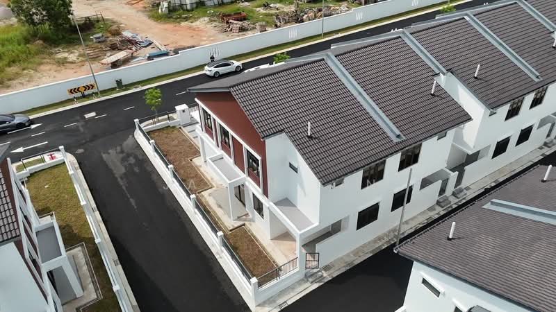 2-storey Terraced House for Sale in Mutiara Rini (Skudai) - Jason Tan - Exterior - PropertyGuru.com.my
