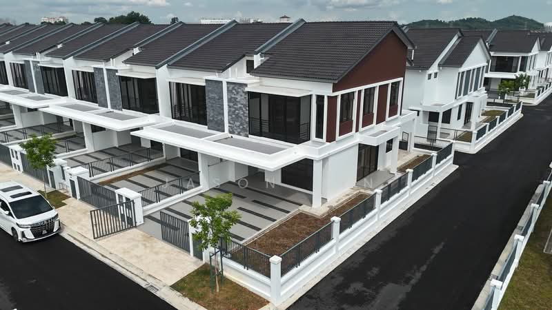 2-storey Terraced House for Sale in Mutiara Rini (Skudai) - Jason Tan - Exterior - PropertyGuru.com.my