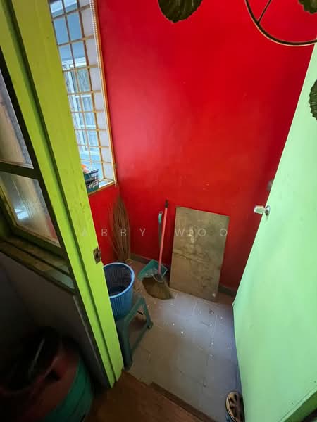 Pangsapuri untuk Dijual di Apartment Ruby - Abby Woo - Entrance - PropertyGuru.com.my