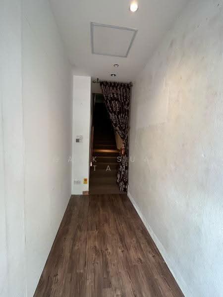 Shop / Office untuk Dijual di George Town (Penang) - Gaik Suan Tan - Corridor - PropertyGuru.com.my