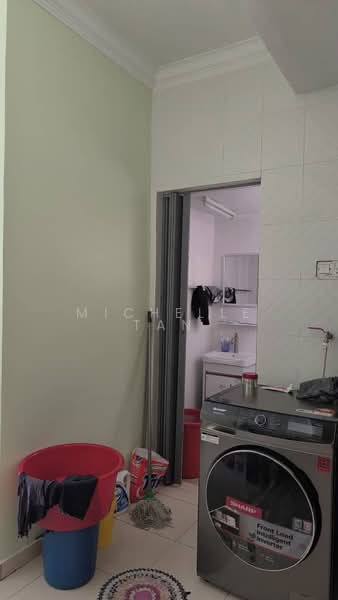 Flat for Sale at Lembah Maju Flat (RP1 RP2 RP3 RP4) - Michelle Tan - Bathroom - PropertyGuru.com.my