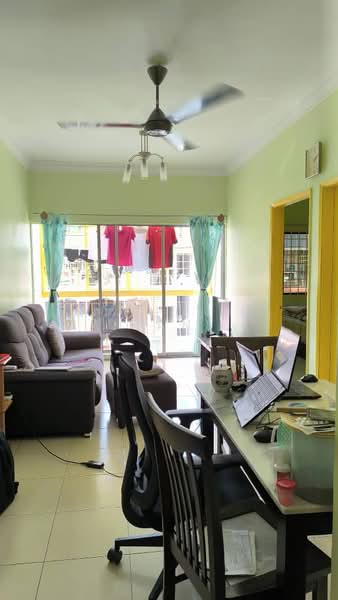 Flat for Sale at Lembah Maju Flat (RP1 RP2 RP3 RP4) - Michelle Tan - Living Room - PropertyGuru.com.my