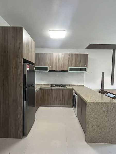 Apartment for Rent at Forest City - May Low - forest-city-rental-jb.kitchen.jpg - PropertyGuru.com.my