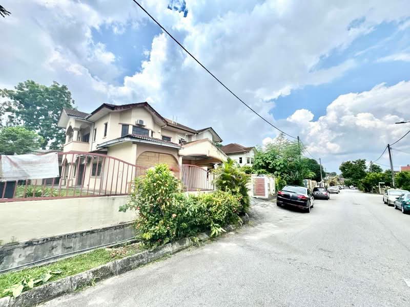 Rumah Teres 2 Tingkat untuk Dijual di Taman Kajang Utama (Kajang) - Azli Ibrahim - Exterior - PropertyGuru.com.my