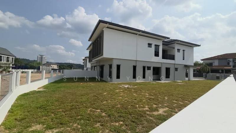 Rumah Berkembar untuk Disewa di Bandar Kinrara (Selangor) - SUNNY YONG - Exterior - PropertyGuru.com.my