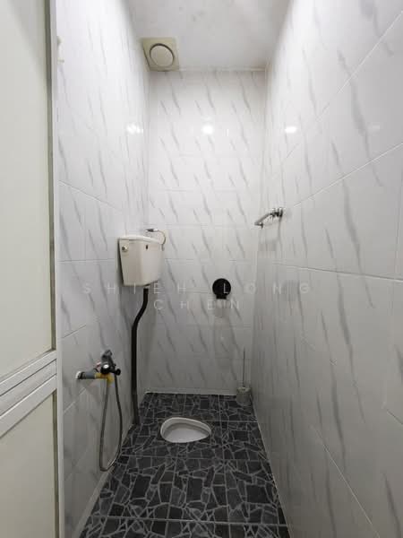 Rumah Teres 1 Tingkat untuk Dijual di Skudai (Johor) - Shieh Long Chen - Bathroom - PropertyGuru.com.my