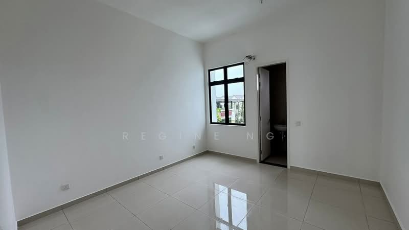 Rumah Berkembar untuk Dijual di Setia Eco Gardens (Gelang Patah) - Regine Ng - Interior - PropertyGuru.com.my