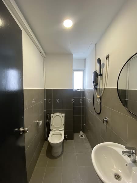 Apartment for Rent at Residensi Akasia Jubilee - Alex Seow - Private Bathroom - PropertyGuru.com.my