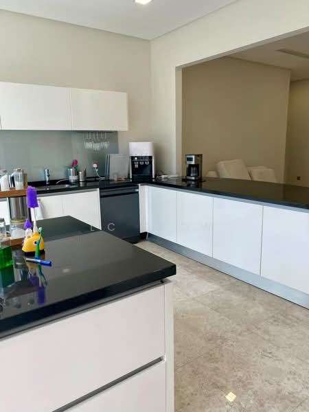 Service Residence for Rent at The Oval - LC Seow - Kitchen - PropertyGuru.com.my